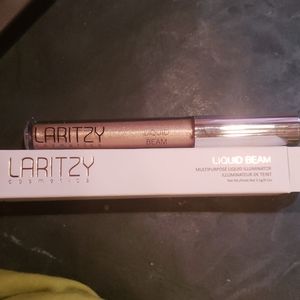 Laritzy liquid beam in topaz highlighter multi-pur